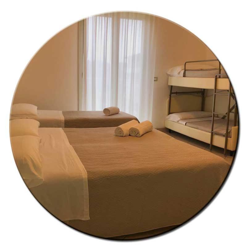 Hotel Amedea Червия Екстериор снимка