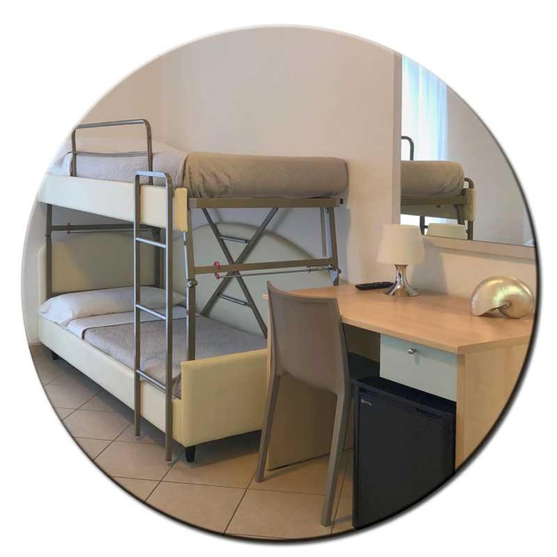 Hotel Amedea Червия Екстериор снимка