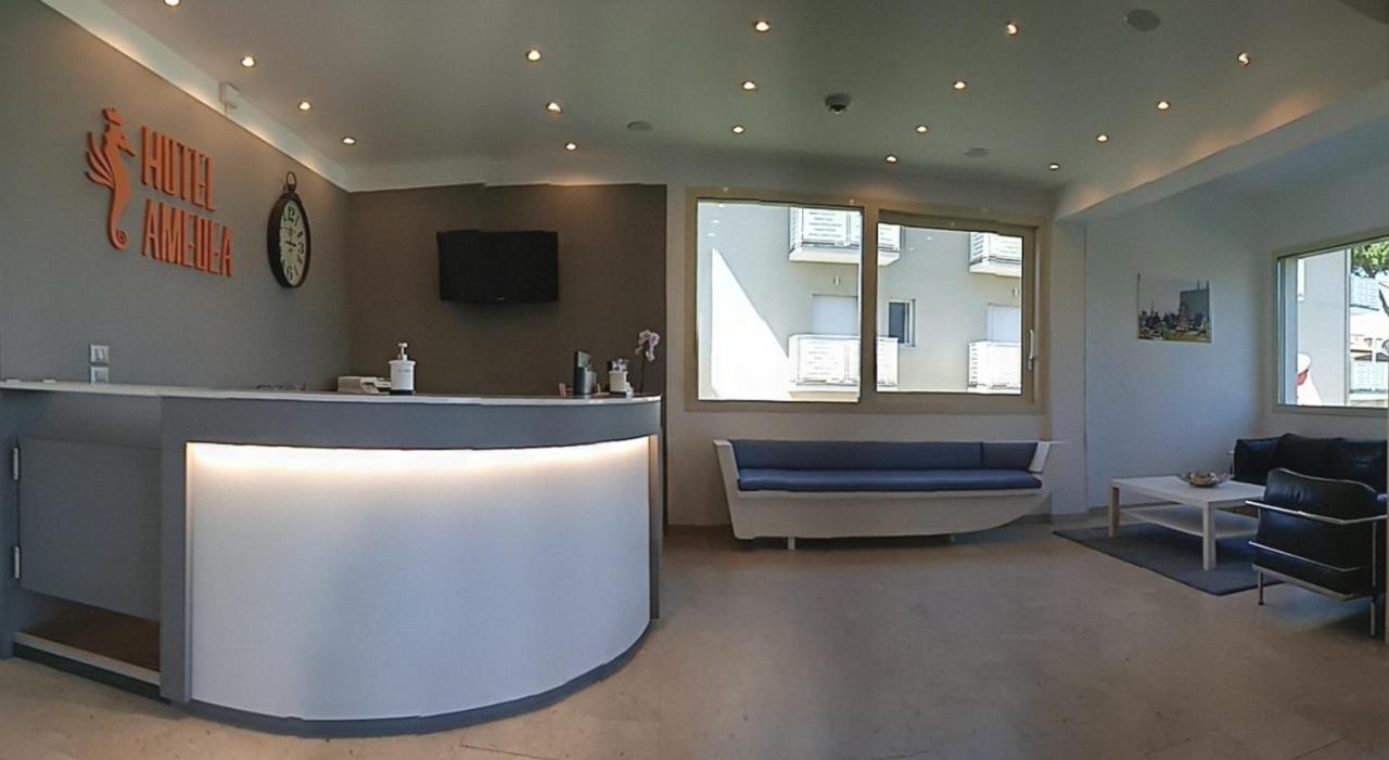 Hotel Amedea Червия Екстериор снимка