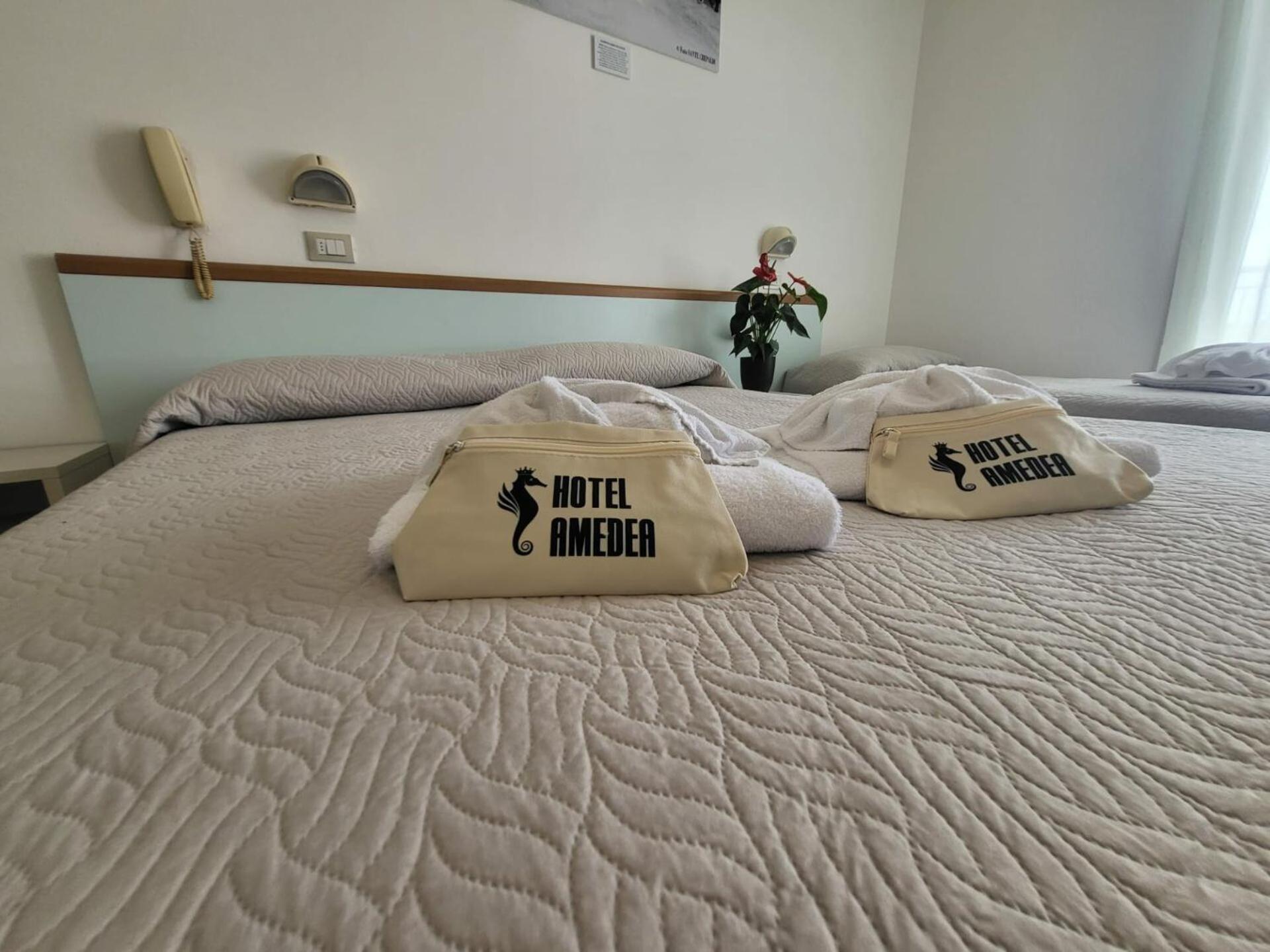 Hotel Amedea Червия Екстериор снимка