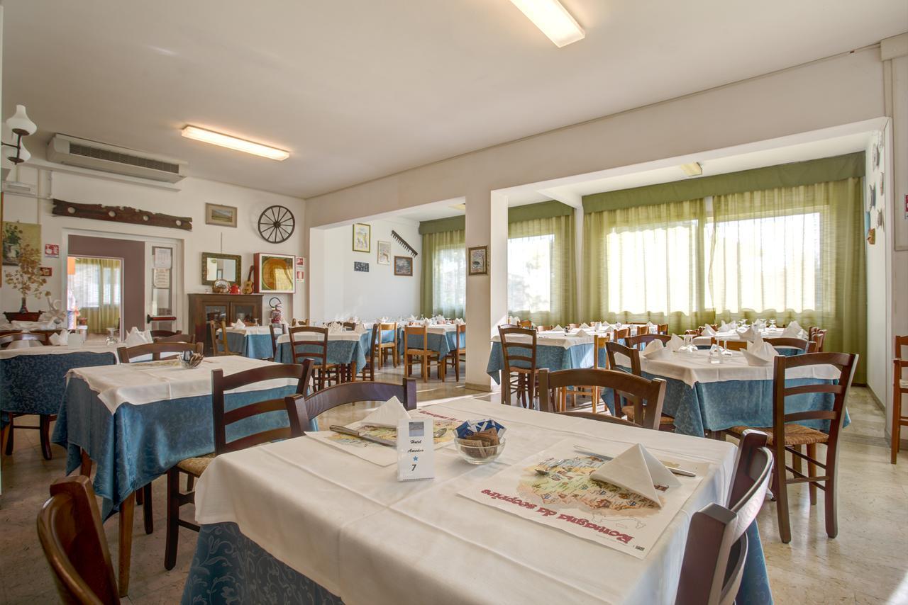 Hotel Amedea Червия Екстериор снимка